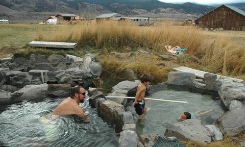 Hot-Springs-in-the-Driest-Desert-in-the-World